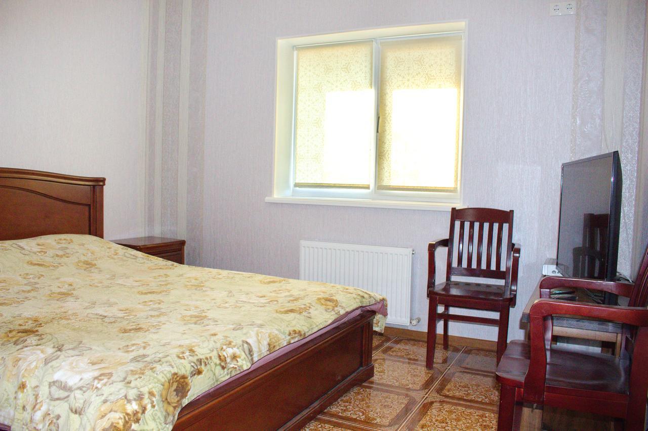 Smotrytska Vezha Hotel Kamianets-Podilskyi Luaran gambar